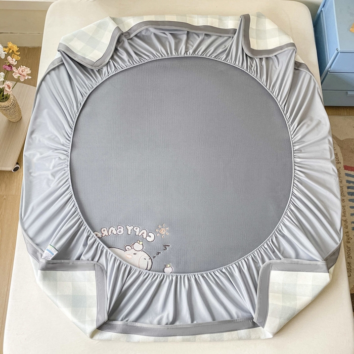 91家纺网 家纺一手货源 找家纺 雅居纺家纺 2026新款A类加厚三明治底绣花冰藤席床笠款凉席席子 幸运巴拉