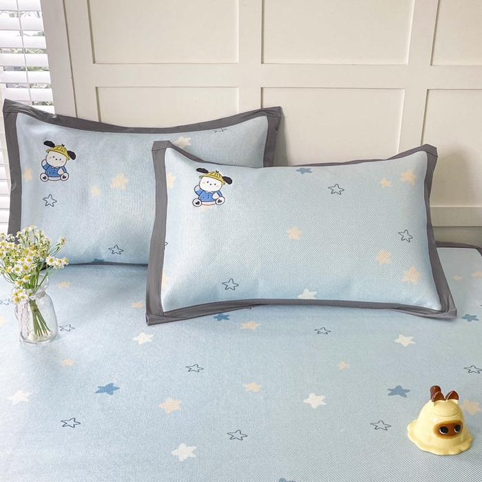 91家纺网 家纺一手货源 找家纺 雅居纺家纺 2026新款A类加厚三明治底绣花冰藤席床笠款凉席席子 动感小狗