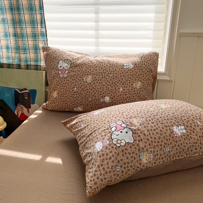 91家纺网 家纺一手货源 找家纺 （总）妖妖家纺  2026小清新软糯双层纱刺绣四件套