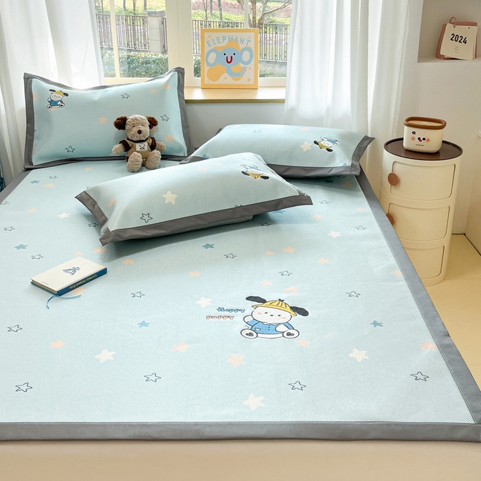 91家纺网 家纺一手货源 找家纺 雅居纺家纺 2026新款A类加厚三明治底绣花冰藤席床单款凉席席子 动感小狗