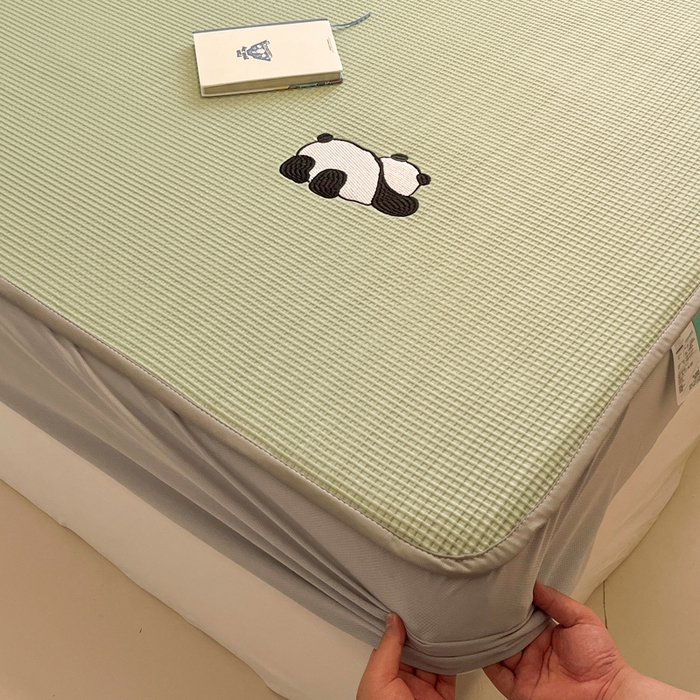91家纺网 家纺一手货源 找家纺 雅居纺家纺 2026新款A类加厚三明治底华夫格绣花凉感席床笠款凉席席子 床笠款-爬爬熊猫