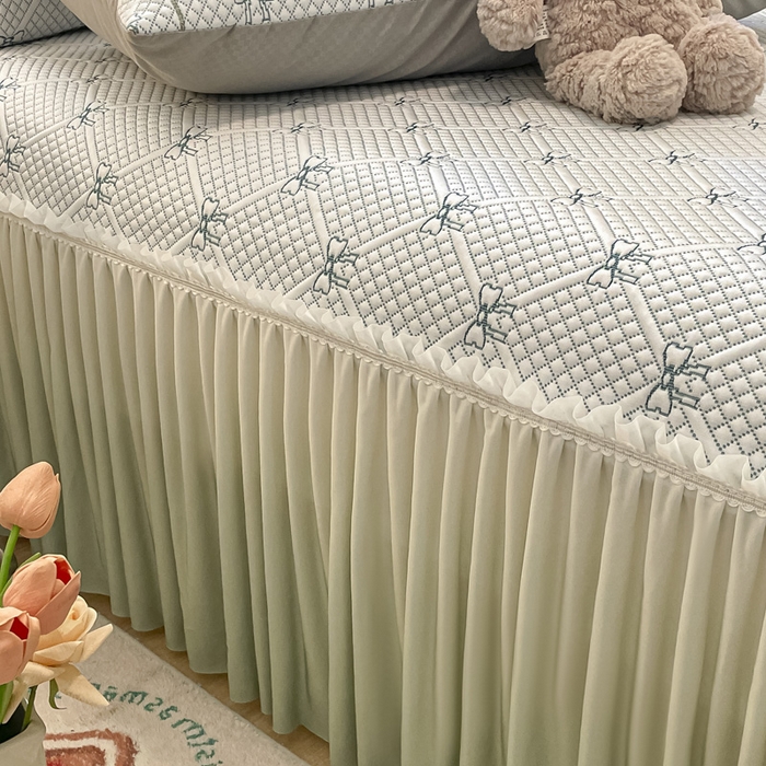 91家纺网 家纺一手货源 找家纺 雅居纺家纺 2026新款加厚三明治底床裙款凉感席凉席席子 蝴蝶结爱恋-绿