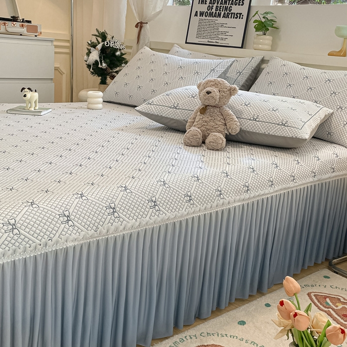 91家纺网 家纺一手货源 找家纺 雅居纺家纺 2026新款加厚三明治底床裙款凉感席凉席席子 蝴蝶结爱恋-蓝