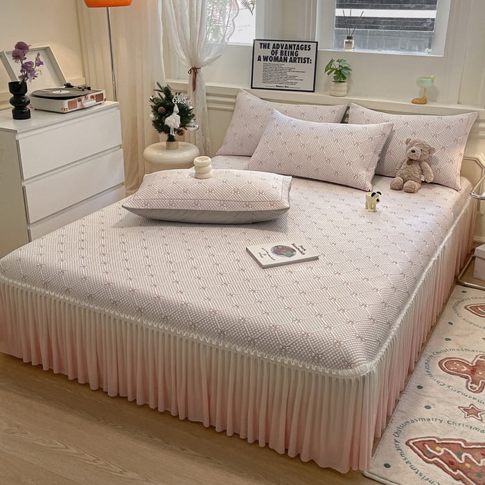 91家纺网 家纺一手货源 找家纺 雅居纺家纺 2026新款加厚三明治底床裙款凉感席凉席席子 蝴蝶结爱恋-粉