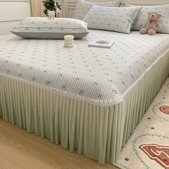 91家纺网 家纺一手货源 找家纺 雅居纺家纺 2026新款加厚三明治底床裙款凉感席凉席席子 蝴蝶结爱恋-绿