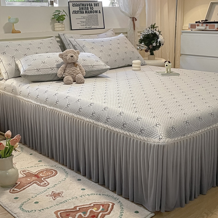 91家纺网 家纺一手货源 找家纺 雅居纺家纺 2026新款加厚三明治底床裙款凉感席凉席席子 蝴蝶结爱恋-灰