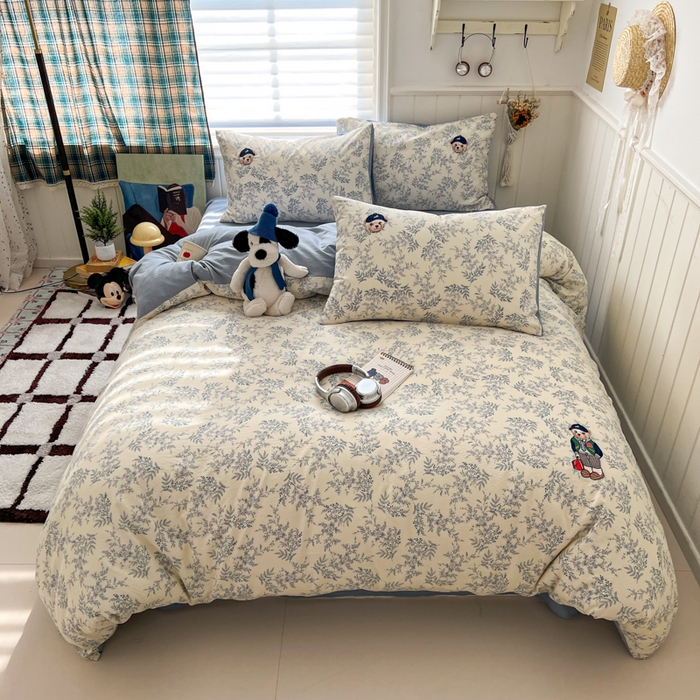 91家纺网 家纺一手货源 找家纺 妖妖家纺  2026小清新软糯双层纱刺绣四件套 春游泰迪熊-刺绣