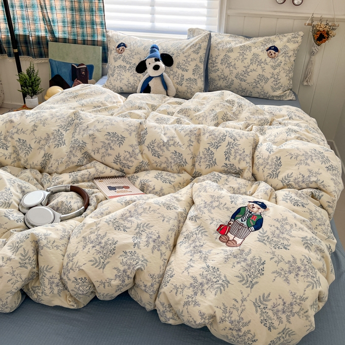 91家纺网 家纺一手货源 找家纺 妖妖家纺  2026小清新软糯双层纱刺绣四件套 春游泰迪熊-刺绣