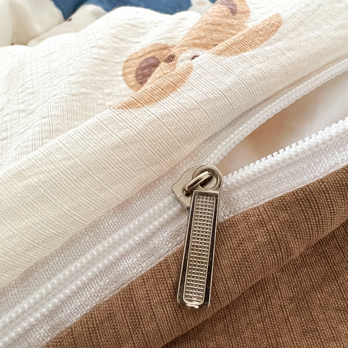 91家纺网 家纺一手货源 找家纺 妖妖家纺  2026小清新软糯双层纱刺绣四件套 费尔岛小熊-刺绣