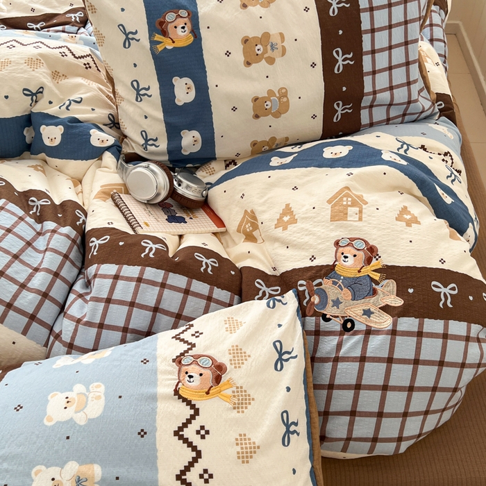 91家纺网 家纺一手货源 找家纺 妖妖家纺  2026小清新软糯双层纱刺绣四件套 费尔岛小熊-刺绣