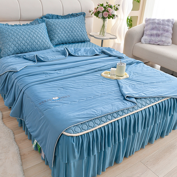 91家纺网 家纺一手货源 找家纺 （总）畅畅家纺 2026新款夏季凉感丝足球花纯色凉席席子三件套夏被四件套