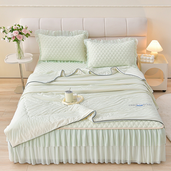 91家纺网 家纺一手货源 找家纺 畅畅家纺 2026新款夏季凉感丝足球花纯色凉席席子三件套夏被四件套 足球花-清新绿