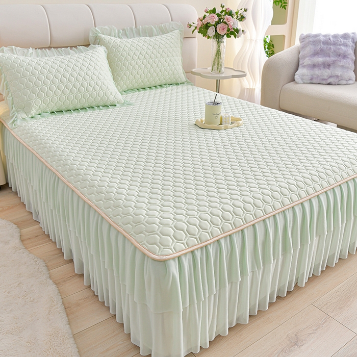 91家纺网 家纺一手货源 找家纺 畅畅家纺 2026新款夏季凉感丝足球花纯色凉席席子三件套夏被四件套 足球花-清新绿