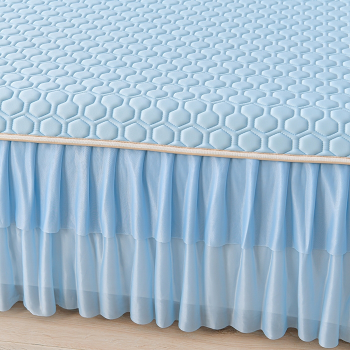 91家纺网 家纺一手货源 找家纺 畅畅家纺 2026新款夏季凉感丝足球花纯色凉席席子三件套夏被四件套 足球花-天蓝