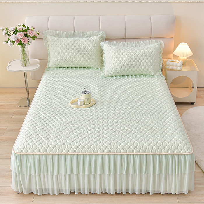 91家纺网 家纺一手货源 找家纺 畅畅家纺 2026新款夏季凉感丝足球花纯色凉席席子三件套夏被四件套 足球花-清新绿