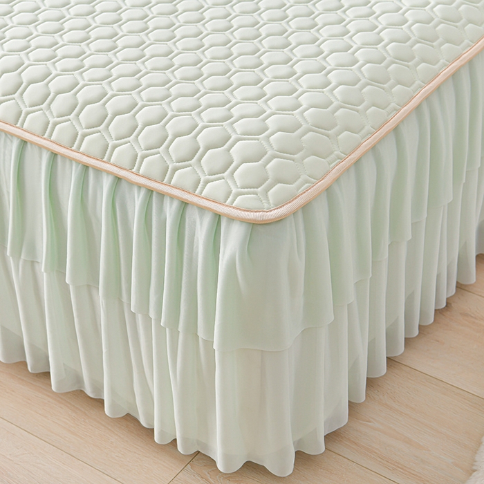 91家纺网 家纺一手货源 找家纺 畅畅家纺 2026新款夏季凉感丝足球花纯色凉席席子三件套夏被四件套 足球花-清新绿