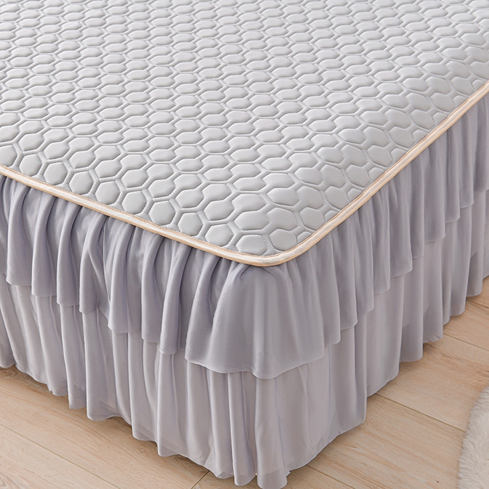 91家纺网 家纺一手货源 找家纺 畅畅家纺 2026新款夏季凉感丝足球花纯色凉席席子三件套夏被四件套 足球花-陨石灰