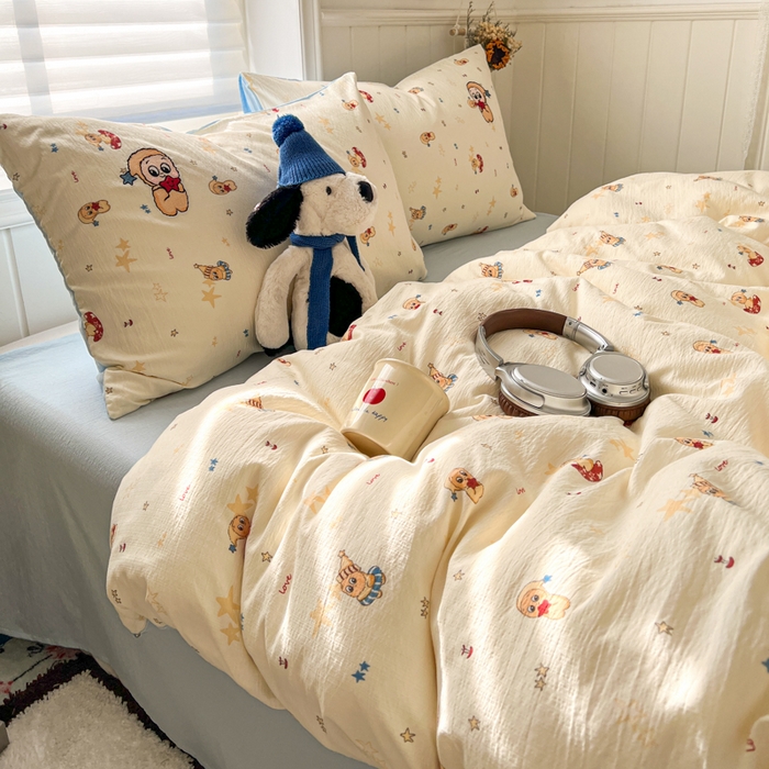 91家纺网 家纺一手货源 找家纺 妖妖家纺  2026小清新软糯双层纱刺绣四件套 俏皮星星人-刺绣