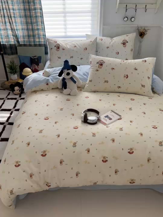 91家纺网 家纺一手货源 找家纺 妖妖家纺  2026小清新软糯双层纱刺绣四件套 俏皮星星人-刺绣