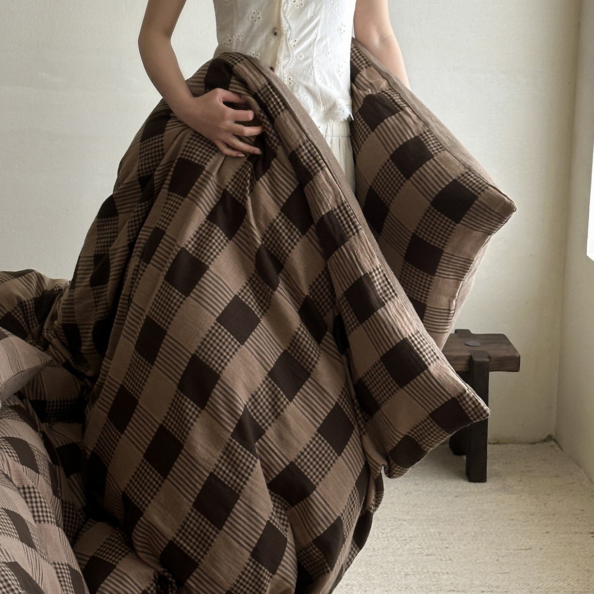 91家纺网 家纺一手货源 找家纺 山舍家居 2026春夏新款全棉纯棉色织纱布提花四件套 乍欢