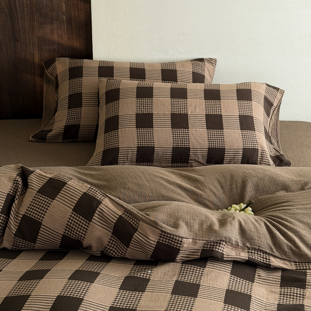 91家纺网 家纺一手货源 找家纺 山舍家居 2026春夏新款全棉纯棉色织纱布提花四件套 乍欢