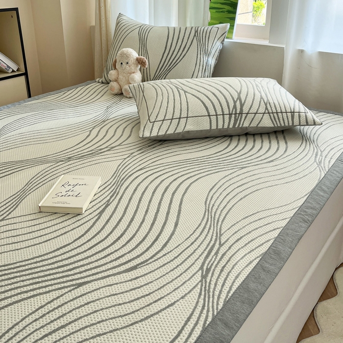 91家纺网 家纺一手货源 找家纺 雅居纺家纺 2026新款加厚三明治底凉感豆豆简约款凉感席床单款凉席席子 曲线-灰