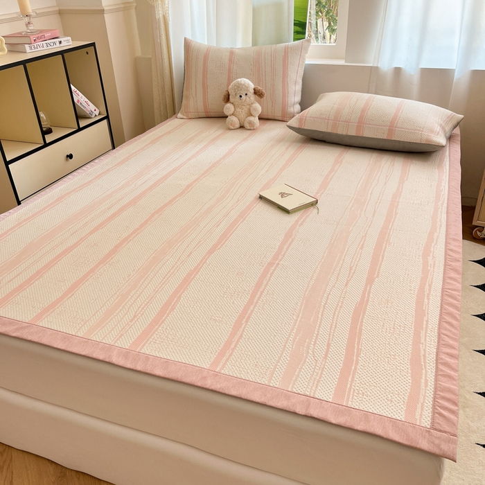 91家纺网 家纺一手货源 找家纺 雅居纺家纺 2026新款加厚三明治底凉感豆豆简约款凉感席床单款凉席席子 条纹-粉