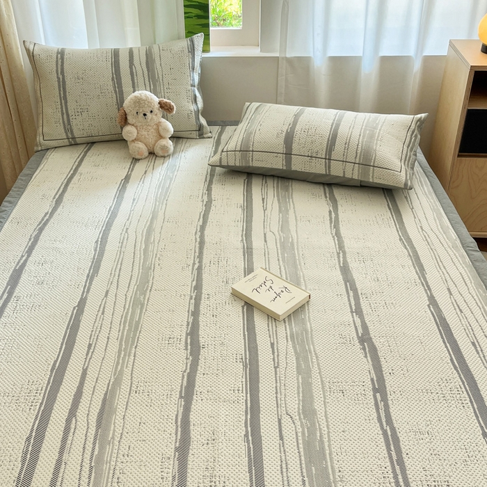 91家纺网 家纺一手货源 找家纺 雅居纺家纺 2026新款加厚三明治底凉感豆豆简约款凉感席床单款凉席席子 条纹-灰