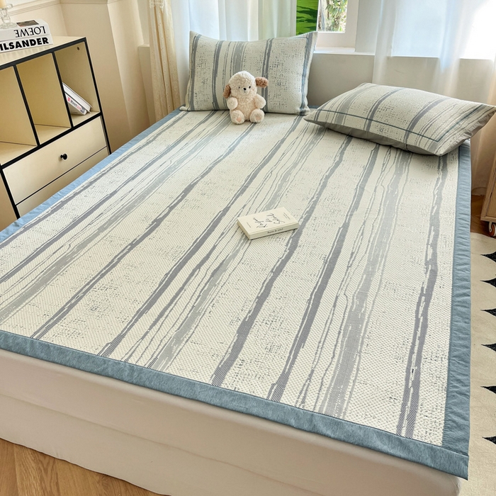 91家纺网 家纺一手货源 找家纺 雅居纺家纺 2026新款加厚三明治底凉感豆豆简约款凉感席床单款凉席席子 条纹-蓝