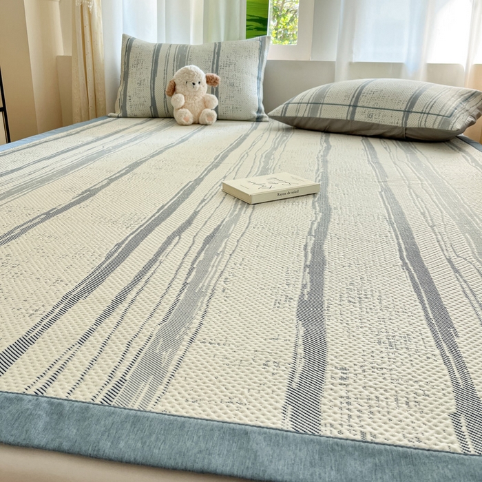 91家纺网 家纺一手货源 找家纺 雅居纺家纺 2026新款加厚三明治底凉感豆豆简约款凉感席床单款凉席席子 条纹-蓝