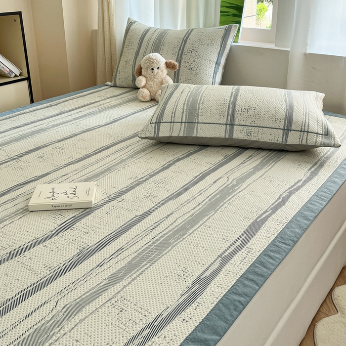 91家纺网 家纺一手货源 找家纺 雅居纺家纺 2026新款加厚三明治底凉感豆豆简约款凉感席床单款凉席席子 条纹-蓝