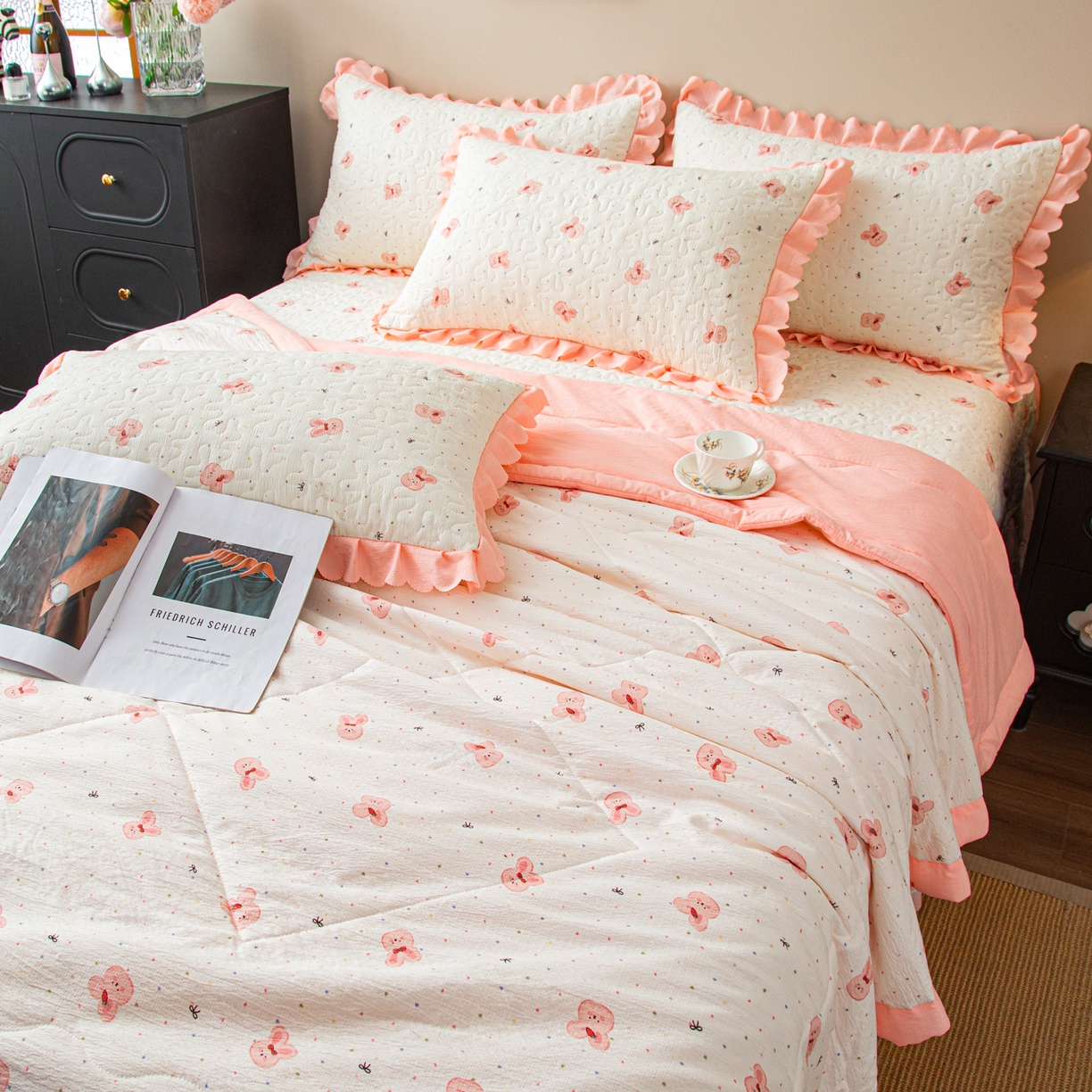 91家纺网 家纺一手货源 找家纺 美之润家纺 2026新款原麻夹棉床盖夏被四件套 粉樱奶白