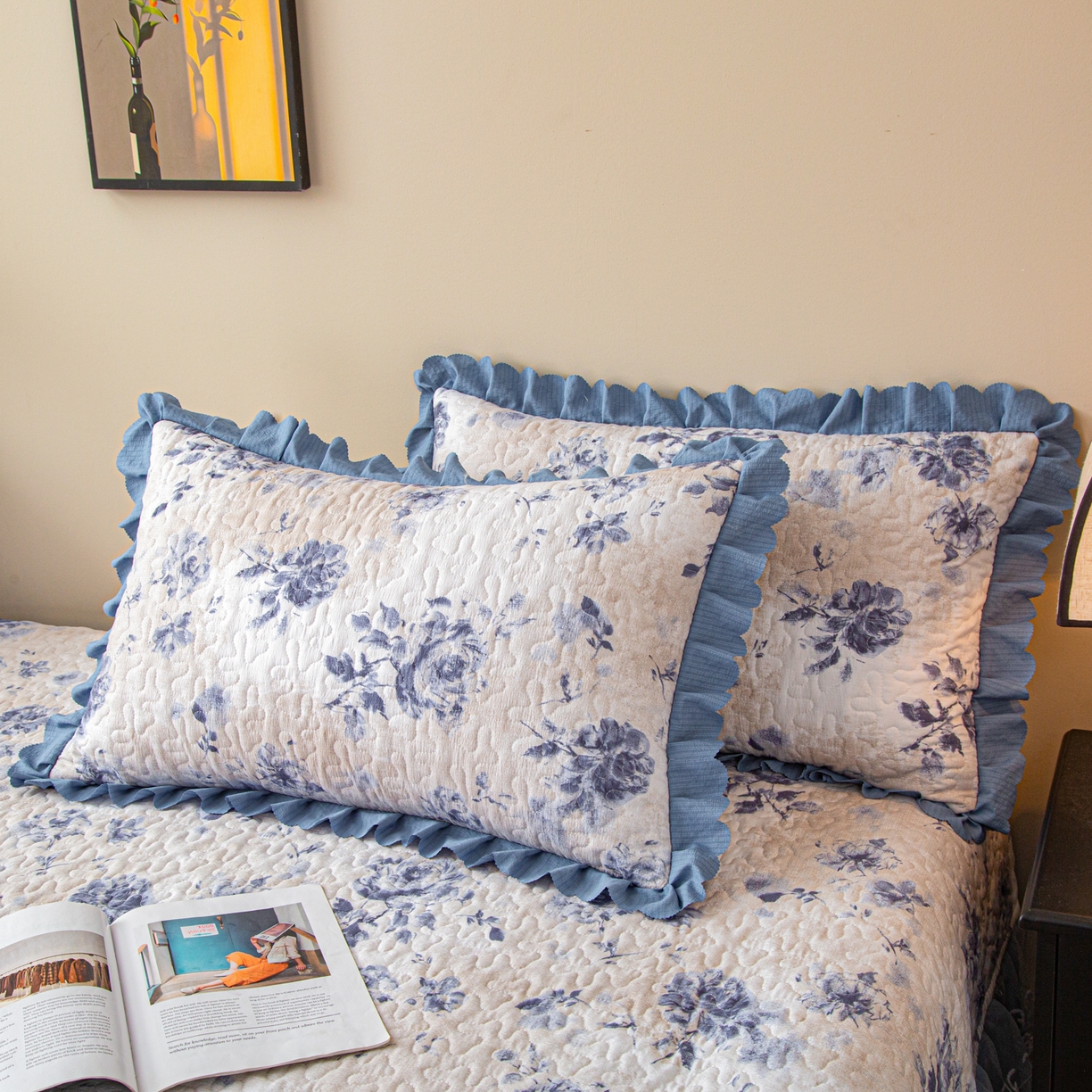 91家纺网 家纺一手货源 找家纺 美之润家纺 2026新款原麻夹棉床盖夏被四件套 墨蓝玫瑰