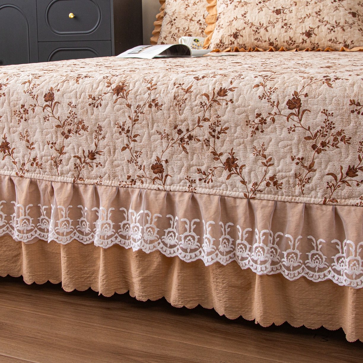 91家纺网 家纺一手货源 找家纺 美之润家纺 2026新款原麻夹棉床盖夏被四件套 暖棕花意