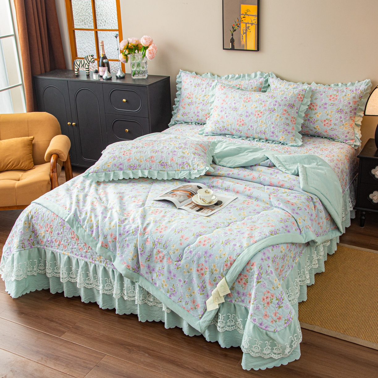 91家纺网 家纺一手货源 找家纺 美之润家纺 2026新款原麻夹棉床盖夏被四件套 浅蓝花野