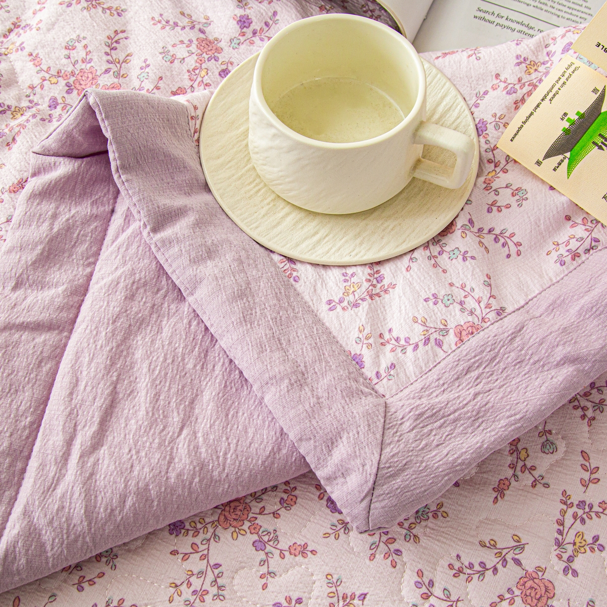 91家纺网 家纺一手货源 找家纺 美之润家纺 2026新款原麻夹棉床盖夏被四件套 柔紫花簇