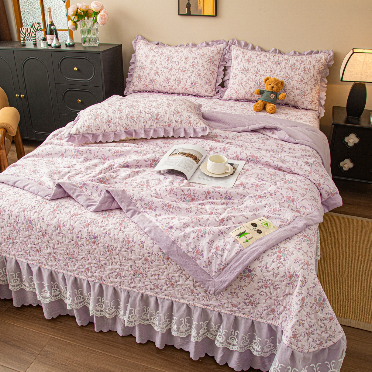 91家纺网 家纺一手货源 找家纺 美之润家纺 2026新款原麻夹棉床盖夏被四件套 柔紫花簇