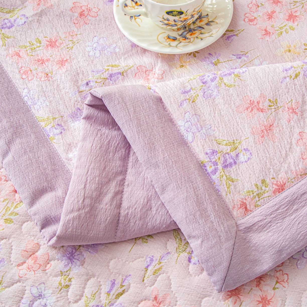 91家纺网 家纺一手货源 找家纺 美之润家纺 2026新款原麻夹棉床盖夏被四件套 薰衣草信