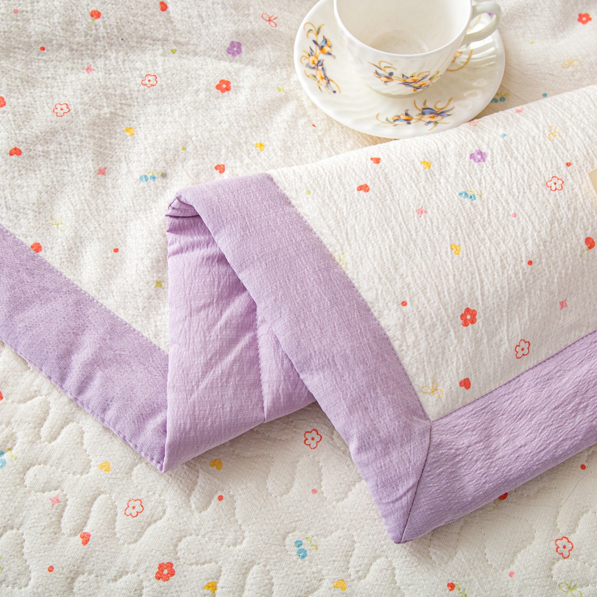 91家纺网 家纺一手货源 找家纺 美之润家纺 2026新款原麻夹棉床盖夏被四件套 紫星碎梦