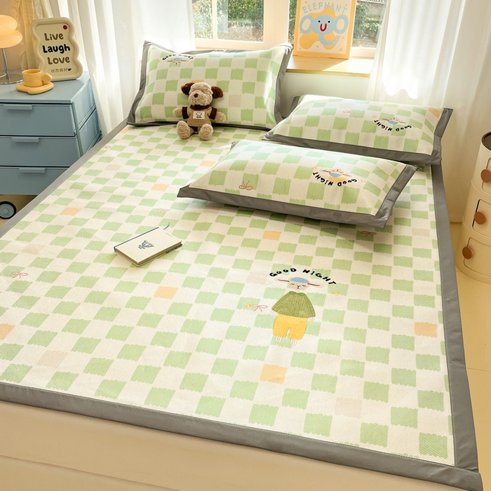 91家纺网 家纺一手货源 找家纺 雅居纺家纺 2026新款A类加厚三明治底绣花冰藤席床单款凉席席子 晚安猫