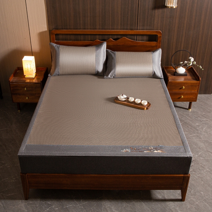 91家纺网 家纺一手货源 找家纺 （总）卡迪亚家纺 2026新款凉感舒爽PE雪藤席凉席三件套藤席冰丝席草席竹席学生宿舍床笠款双面用加厚款天然PE藤