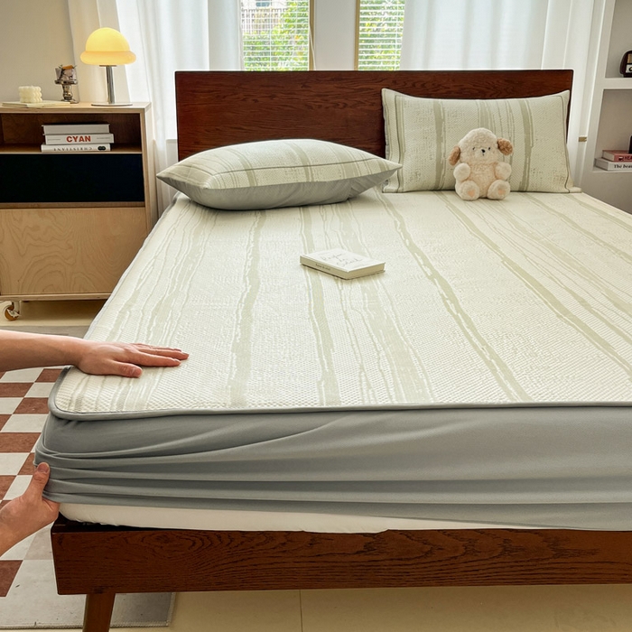 91家纺网 家纺一手货源 找家纺 雅居纺家纺 2026新款加厚三明治底凉感豆豆简约款凉感席床笠款凉席席子 条纹-绿