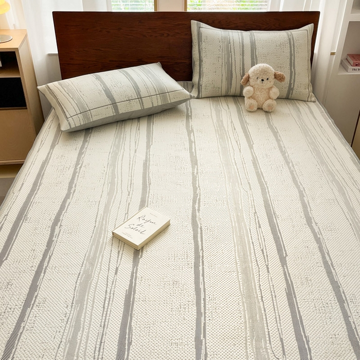 91家纺网 家纺一手货源 找家纺 雅居纺家纺 2026新款加厚三明治底凉感豆豆简约款凉感席床笠款凉席席子 条纹-灰
