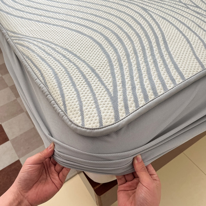 91家纺网 家纺一手货源 找家纺 雅居纺家纺 2026新款加厚三明治底凉感豆豆简约款凉感席床笠款凉席席子 曲线-蓝