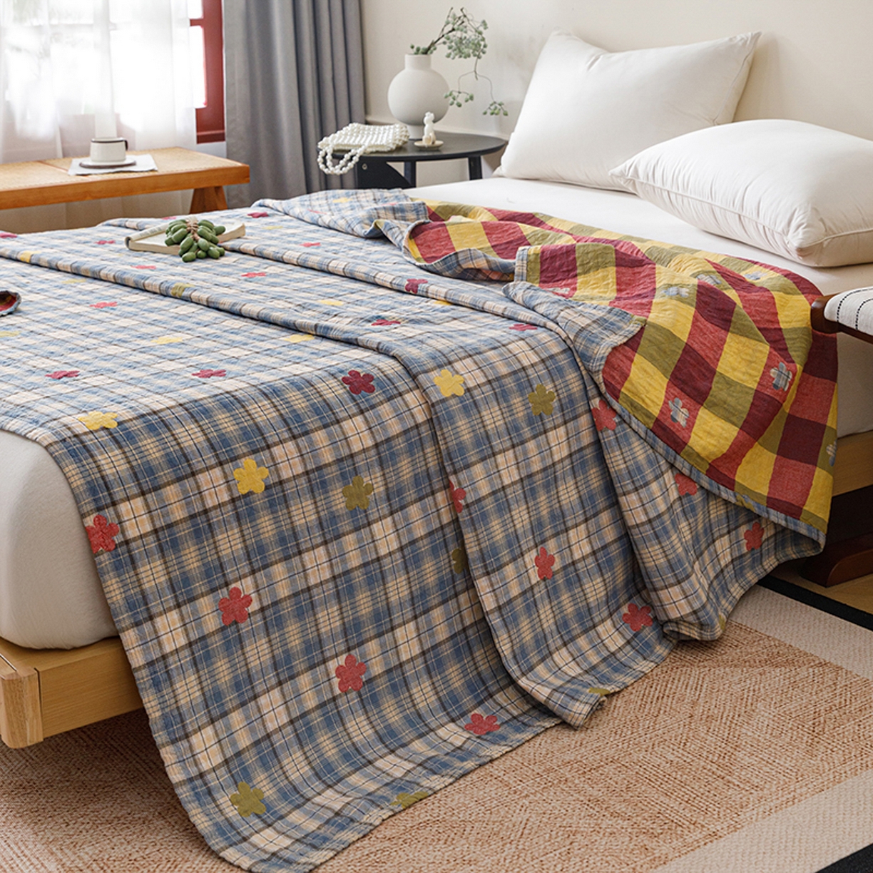 91家纺网 家纺一手货源 找家纺 悦然毛巾被 2026春夏新款全棉纯棉三层纱水洗毛巾被夏被夏凉被空调被 彩格小花蓝