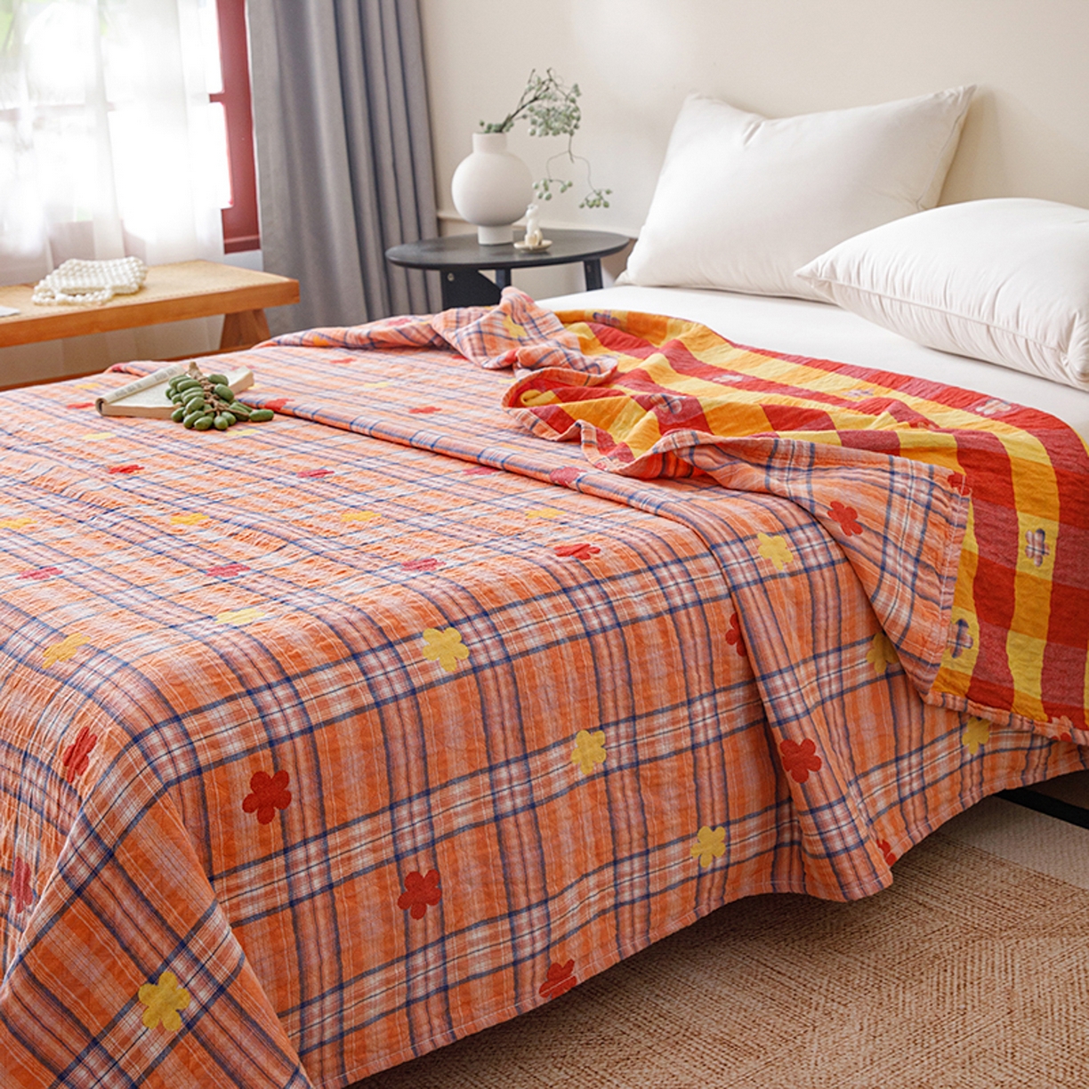 91家纺网 家纺一手货源 找家纺 悦然毛巾被 2026春夏新款全棉纯棉三层纱水洗毛巾被夏被夏凉被空调被 彩格小花橙