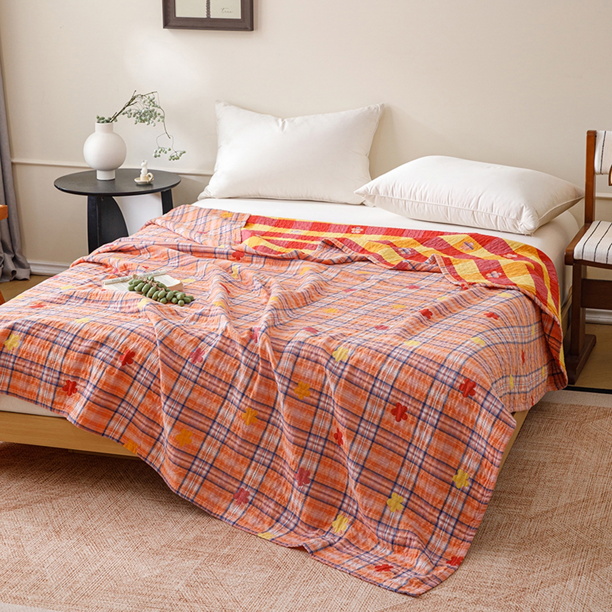 91家纺网 家纺一手货源 找家纺 悦然毛巾被 2026春夏新款全棉纯棉三层纱水洗毛巾被夏被夏凉被空调被 彩格小花橙