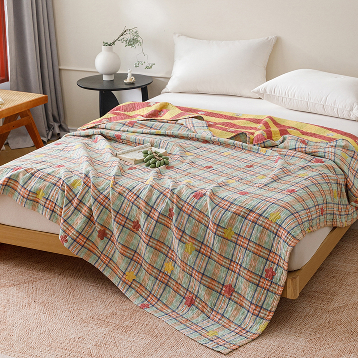 91家纺网 家纺一手货源 找家纺 悦然毛巾被 2026春夏新款全棉纯棉三层纱水洗毛巾被夏被夏凉被空调被 彩格小花绿