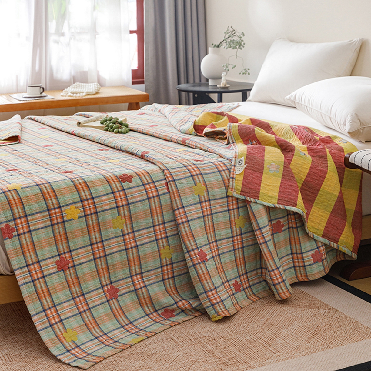 91家纺网 家纺一手货源 找家纺 悦然毛巾被 2026春夏新款全棉纯棉三层纱水洗毛巾被夏被夏凉被空调被 彩格小花绿