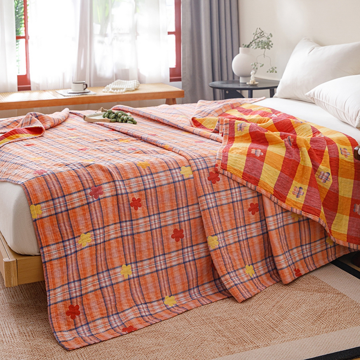 91家纺网 家纺一手货源 找家纺 悦然毛巾被 2026春夏新款全棉纯棉三层纱水洗毛巾被夏被夏凉被空调被 彩格小花橙